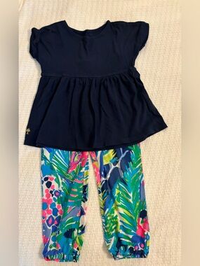 Lilly Pulitzer two piece set in size 4-5